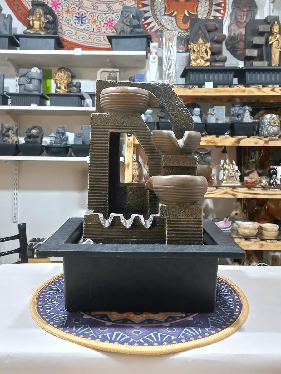 Fuente de agua Intermedia con Cuencos