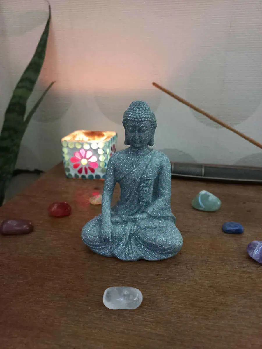 imagen de Buda Mudra Bhumisparsha