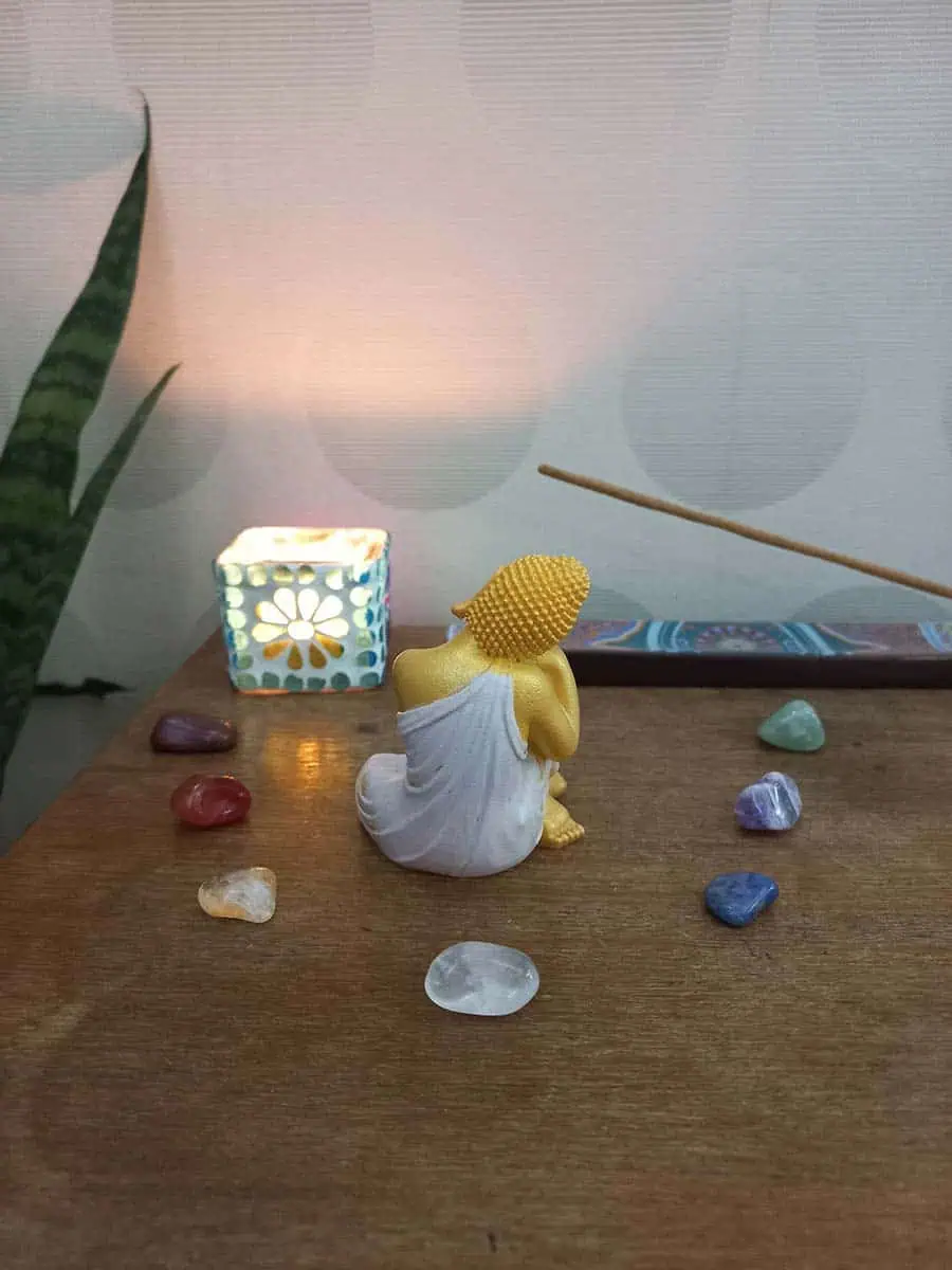 imagen de buda soñador rosa