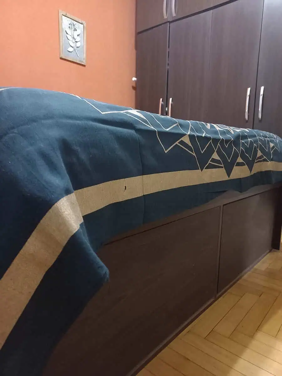 cubrecama hinduDorado con Mano de Fátima de dos plazas y media, zona sur