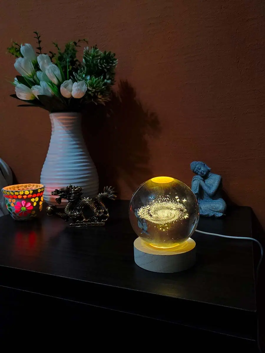 Lámpara esfera de cristal con diseño 3D de galaxia con eschufe USB