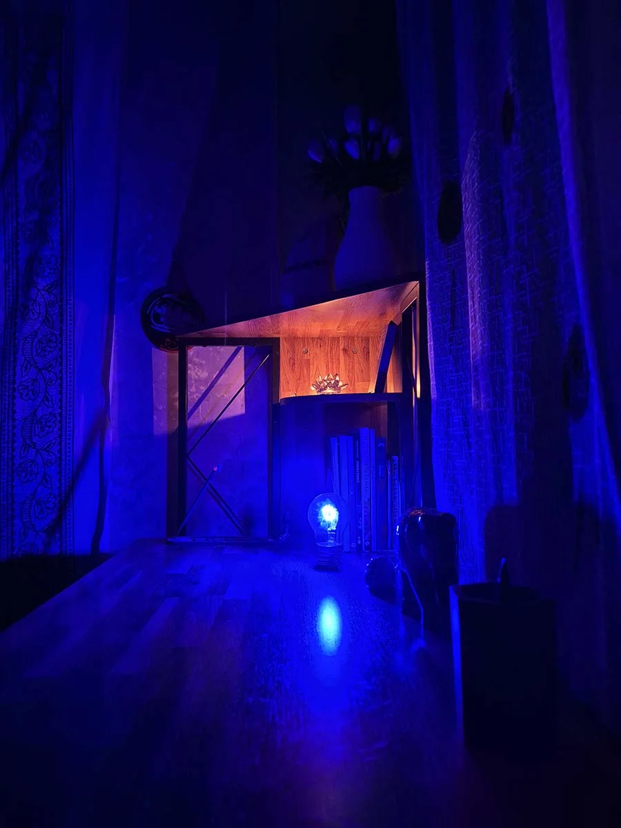 Bombilla LED decorativa con símbolo del ojo turco iluminado