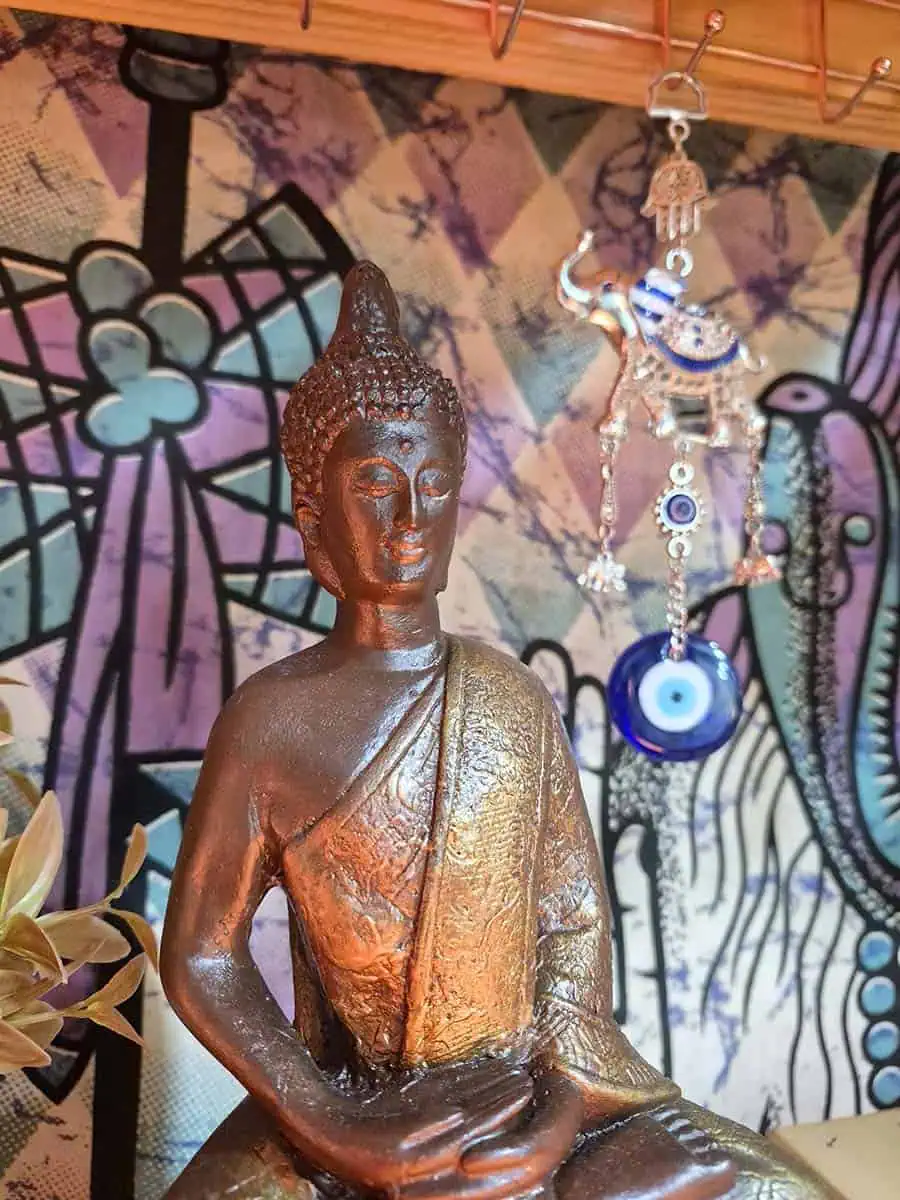 Lámpara de sal con figura de Buda Dorado pintada a mano para decoración espiritual