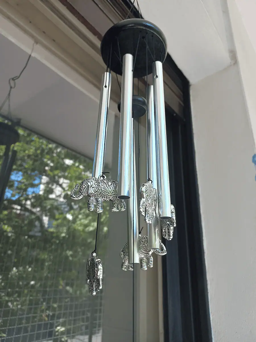 Llamador de ángeles con Elefantes plateados