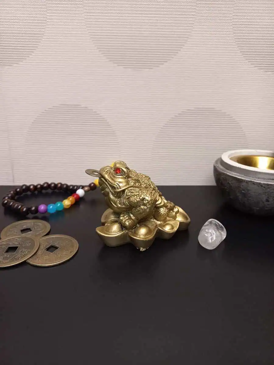imagen de Rana del dinero Feng Shui en dorado