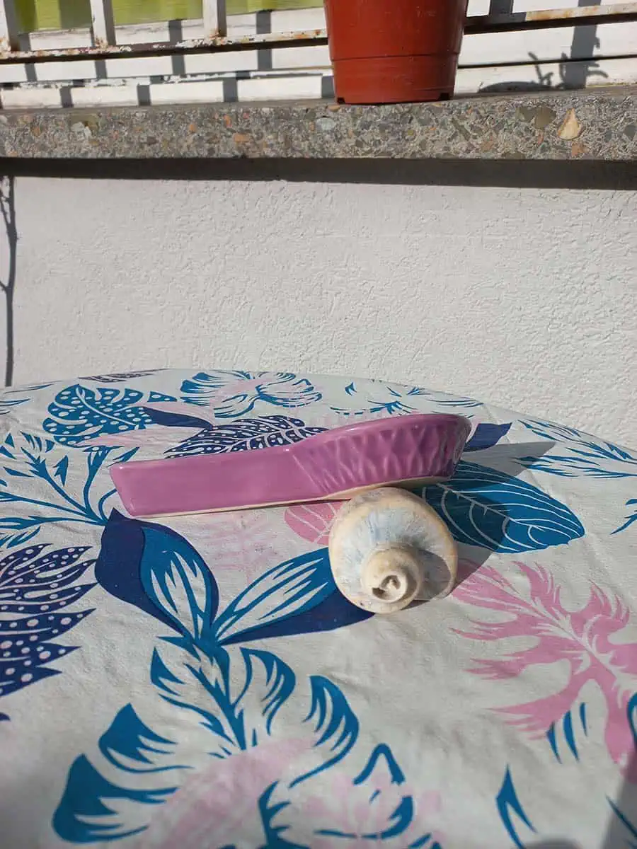 imagen de Sahumador de cerámica violeta